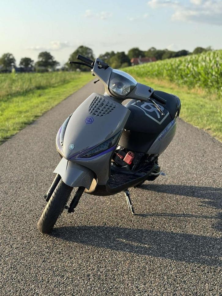Piaggio zip, Fietsen en Brommers, Scooters | Piaggio, Gebruikt, Zip, Maximaal 45 km/u, Tweetakt, Ophalen