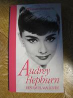 Audrey Hepburn pocket boekje, Ophalen of Verzenden, Zo goed als nieuw