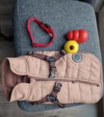 Dog items (jacket, onesie and toys), Ophalen, Zo goed als nieuw, Overige hondenkleding