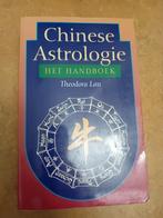 Chinese astrologie- theodora lau, Gelezen, Overige typen, Ophalen of Verzenden, T. Lau