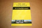 Gedenkboek - Voetbalvereniging Veelerveen 75-jarig jubileum, Ophalen of Verzenden, Zo goed als nieuw