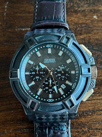 Guess W0408G2 beschikbaar voor biedingen