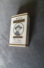 RICHMOND  MILD  CIGARETTES DOOSJE JAREN 50, Verzamelen, Rookartikelen, Aanstekers en Luciferdoosjes, Tabaksdoos of Verpakking