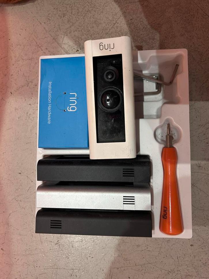 Ring Video Doorbell Pro – Complete Set met Frontplaten&Tools, Huis en Inrichting, Deurbellen, Zo goed als nieuw, Ophalen