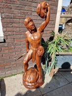 Groot houtsnijwerk van een koppensneller 126cm sale!!!, Ophalen