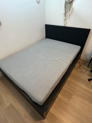 Ikea Malm bedframe + mattress + drawers