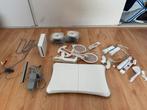 Nintendo Wii, Ophalen of Verzenden, Zo goed als nieuw, Met 2 controllers