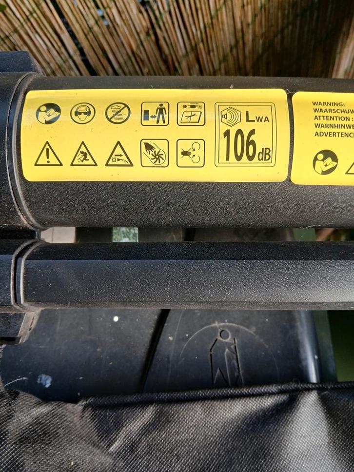 Powerplus Bladzuiger/Blazer - Zo goed als nieuw, Tuin en Terras, Bladblazers, Zo goed als nieuw, Handgedragen, Elektrisch, Met opvangzak