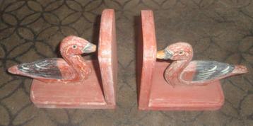 Boeksteunen eenden, Houtsnijwerk hand-painted, De Filipijnen beschikbaar voor biedingen