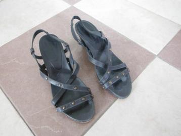 Laatste kans: (nieuwe) dames schoenen voor 5 euro beschikbaar voor biedingen