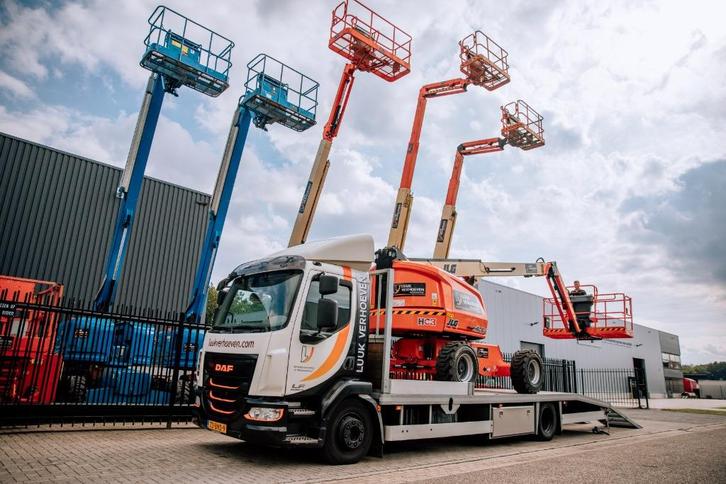 Hoogwerker, minigraver, verreiker huren? Scherp geprijsd!, Diensten en Vakmensen, Verhuur | Gereedschap en Machines