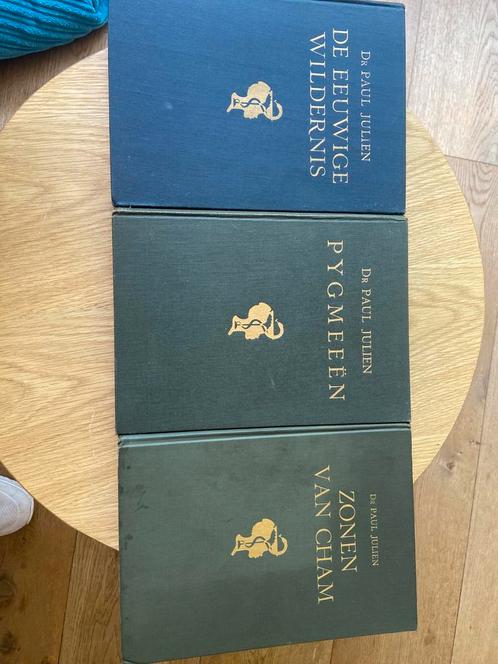 Dr. Paul Julien – Reisbundel 3 originele werken over Afrika, Antiek en Kunst, Antiek | Boeken en Bijbels, Ophalen of Verzenden