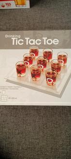 Drinking tic-tac-toe, Hobby en Vrije tijd, Gezelschapsspellen | Bordspellen, Ophalen of Verzenden, Zo goed als nieuw