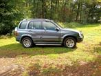 Suzuki Grand Vitara 2.0 5D 2005 Grijs, 4 cilinders, 700 kg, Grand Vitara, Handgeschakeld