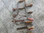 Oud gereedschap, Ophalen