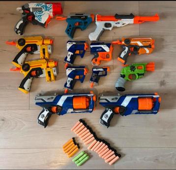 Partij van 13 Nerf Pistolen met pijltjes beschikbaar voor biedingen