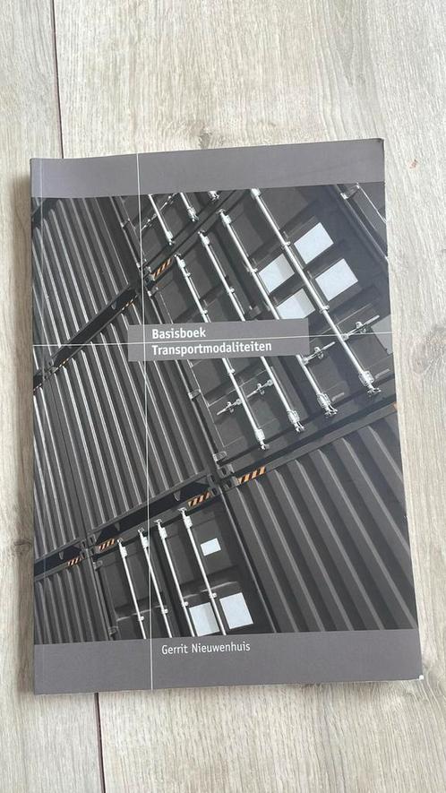 Gerrit Nieuwenhuis - basisboek Transportmoditeiten, Boeken, Wetenschap, Zo goed als nieuw, Ophalen of Verzenden
