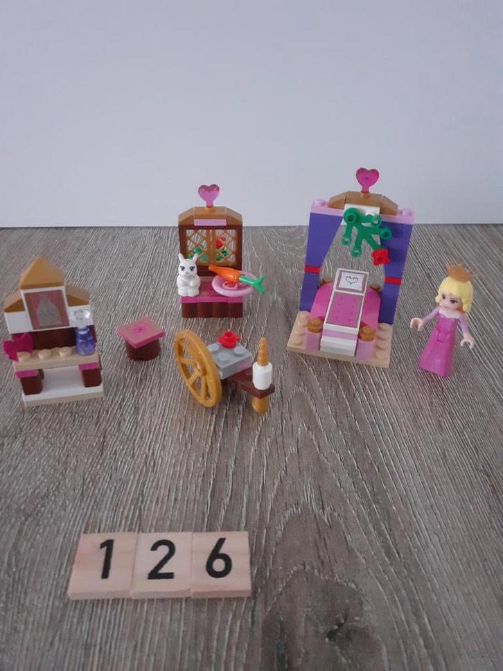 Lego Disney Princess Doornroosje's Slaapkamer 41060, Kinderen en Baby's, Speelgoed | Duplo en Lego, Zo goed als nieuw, Ophalen of Verzenden