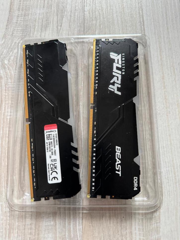 Kingston DDR4 Fury Beast { 2x32GB } Geheugenset 64GB, Computers en Software, RAM geheugen, Zo goed als nieuw, Desktop, 64 GB, DDR4