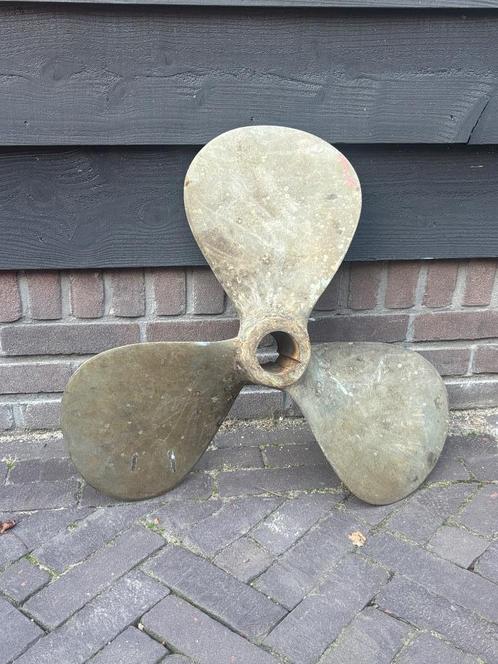 Schroef....drie blads.....brons, Watersport en Boten, Bootonderdelen, Gebruikt, Motor en Techniek, Zeilboot of Motorboot, Ophalen of Verzenden