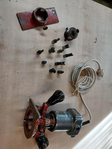 Bovenfrees beschikbaar voor biedingen