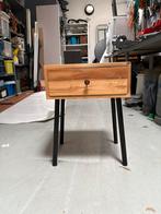 Bijzettafel/nachtkast, Ophalen, Hout, Minder dan 55 cm