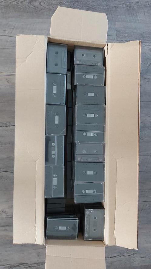 Cassettebandjes 90 minuten geen hoesje, 160 stuks, Cd's en Dvd's, Cassettebandjes, Gebruikt, Voorbespeeld, Overige genres, 26 bandjes of meer