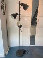 Vloerlamp Ikea model Hektar kleur donkergrijs, Huis en Inrichting, Lampen | Vloerlampen, Ophalen, Zo goed als nieuw, Metaal, 150 tot 200 cm