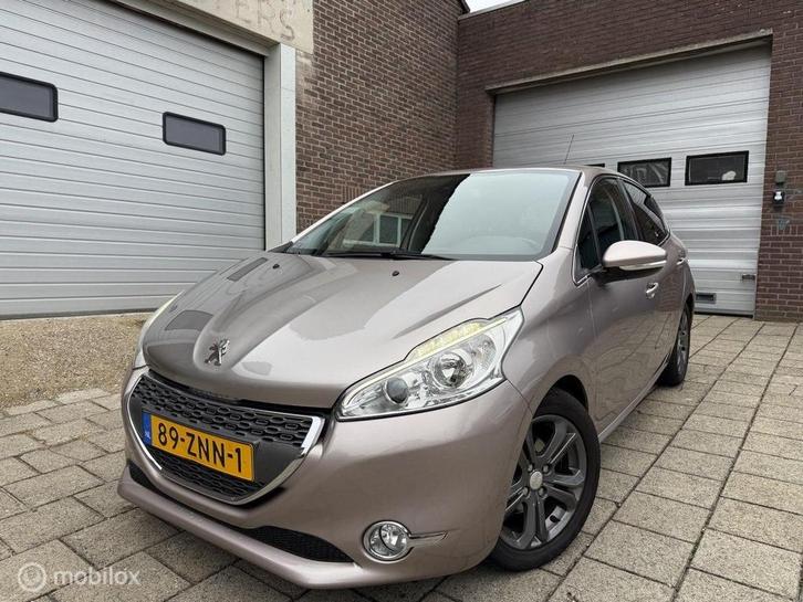 Peugeot 208 1.6 VTi Intuïtive, Auto's, Peugeot, Bedrijf, Te koop, ABS, Airbags, Airconditioning, Alarm, Bluetooth, Boordcomputer