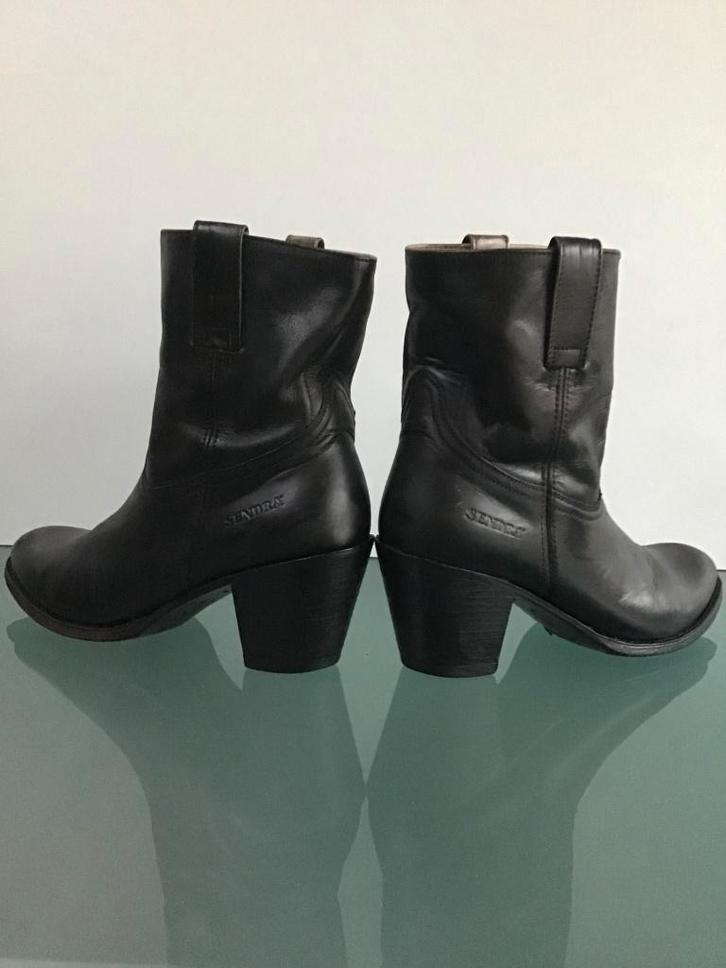 GRATIS VERZENDEN | SENDRA Boho leren bruine boots 38, Kleding | Dames, Schoenen, Zo goed als nieuw, Bruin, Verzenden