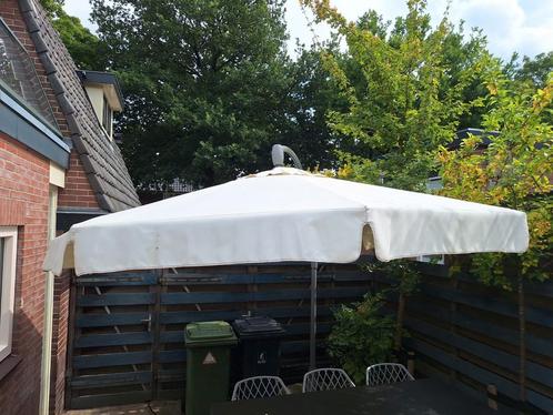 Shadowline zwevende parasol, 3 meter doorsnede, Tuin en Terras, Parasols, Zo goed als nieuw, Zweefparasol, Ophalen