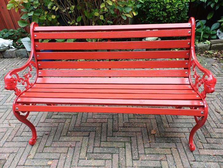 Tuinbank met gietijzeren leuningen met grote leeuwenkop, Tuin en Terras, Tuinbanken, Gebruikt, Overige materialen, Ophalen