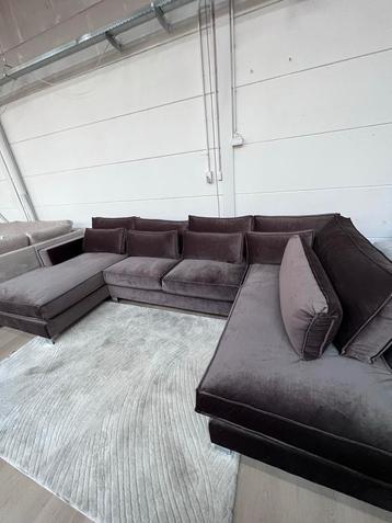 Showroom uitverkoop Luxe U-Bankstel - Comfort en Stijl! beschikbaar voor biedingen