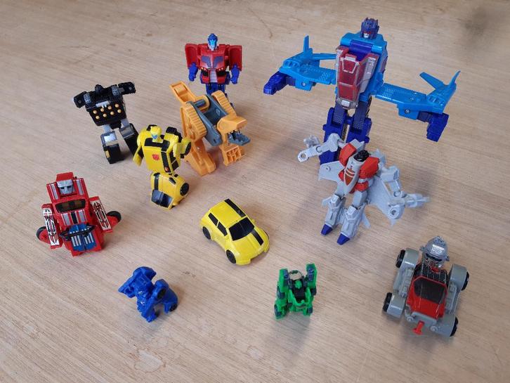 Partijtje Transformers 11 stuks Auto Vliegtuig Vrachtwagens, Verzamelen, Transformers, Gebruikt, Overige generaties, Overige rassen