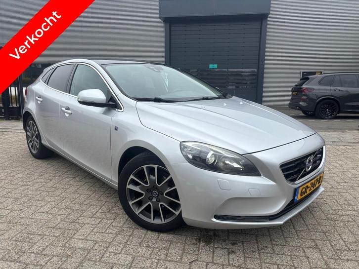 Volvo V40 2.0 D2 Ocean Race Panorama|Camera 2015, Auto's, Volvo, Bedrijf, V40, ABS, Achteruitrijcamera, Adaptieve lichten, Airbags