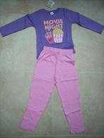 Nieuwe pyjama Movie Night maat 104/110 met kaartjes, Kinderen en Baby's, Kinderkleding | Maat 104, Ophalen of Verzenden, Nieuw