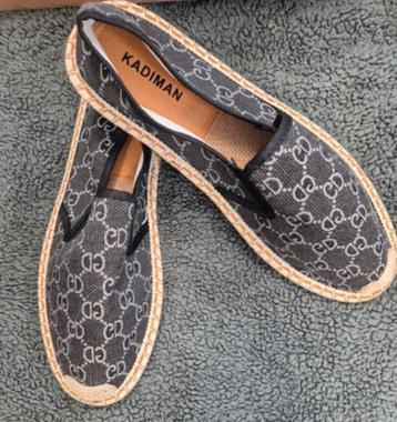 Espadrilles met monogramprint - maat 44 beschikbaar voor biedingen