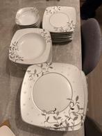 Bordenset 12 stuks - weinig gebruikt, Huis en Inrichting, Keuken | Servies, Ophalen of Verzenden, Zo goed als nieuw, Bord(en)
