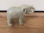 Decoratieve olifant van zeepsteen hoogte 5,5 cm, Ophalen of Verzenden, Zo goed als nieuw, Wild dier, Beeldje of Figuurtje