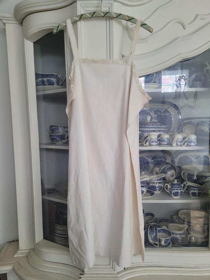 Antiek katoenen nachthemd, Antiek en Kunst, Antiek | Kleding en Accessoires, Dames, Ophalen of Verzenden