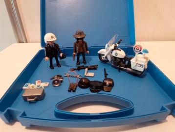 Playmobil 5891 politie en boef koffer beschikbaar voor biedingen
