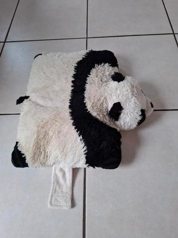 Pilowpet pandaknuffel/ knuffel en kussen in één, gebruikt!

 beschikbaar voor biedingen