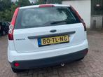 Ford Fiësta 1.4 16V 5DR 2006 Wit, Auto's, Ford, Voorwielaandrijving, 4 cilinders, Wit, Origineel Nederlands