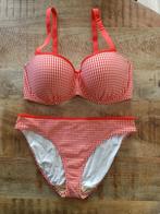 Prima donna bikini 80 E broekje 40 ZGAN rood wit 80E, Kleding | Dames, Badmode en Zwemkleding, Ophalen of Verzenden, Zo goed als nieuw