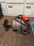 Goed werkende oude 380 V borstel machine, Doe-het-zelf en Verbouw, Gereedschap | Slijpmachines, Ophalen, Gebruikt, 700 tot 1000 watt