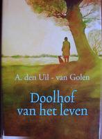 A den Uil van Golen - Doolhof van het leven, Boeken, Ophalen of Verzenden, Zo goed als nieuw, Nederland