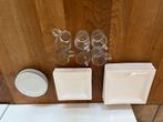 Vierkant, wit, modern servies met theeglazen, Huis en Inrichting, Keuken | Servies, Ophalen, Zo goed als nieuw, Bord(en)