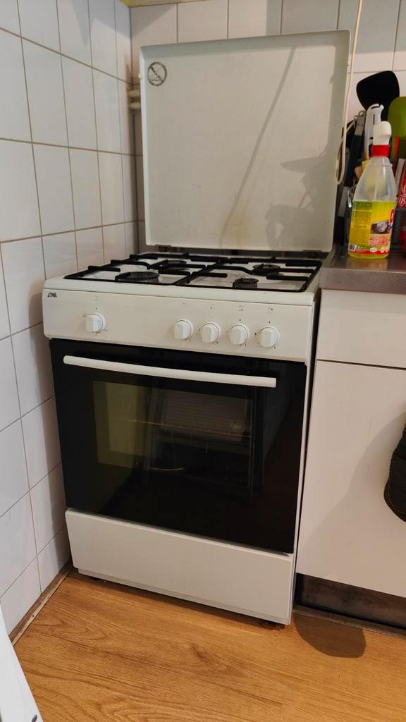 MOET WEG! ETNA Gasfornuis met gas oven, Witgoed en Apparatuur, Fornuizen, Gebruikt, Vrijstaand, Gas, 4 kookzones, 85 tot 90 cm