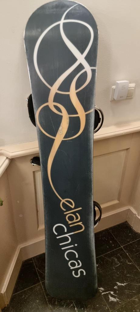 Elan Chicas Snowboard - Dames Board, Sport en Fitness, Snowboarden, Gebruikt, Board, Ophalen
