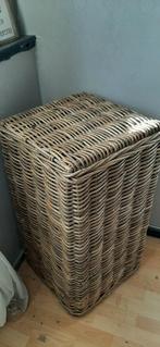 Rotan zuil/pilaar, Huis en Inrichting, Woonaccessoires | Zuilen en Pilaren, Ophalen, Zo goed als nieuw